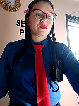 Snapshot of Hannah-colx chatting on 09-15-25, 12:38 Hannah-colx online show from 09-15-25, 12:38