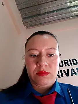 Snapshot of Hannah-colx chatting on 09-13-25, 01:00 Hannah-colx online show from 09-13-25, 01:00