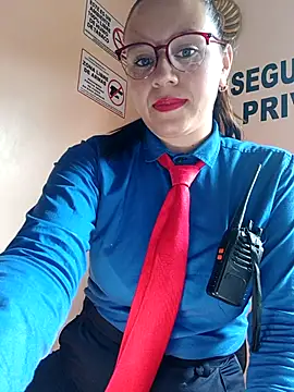 Snapshot of Hannah-colx chatting on 09-23-25, 01:07 Hannah-colx online show from 09-23-25, 01:07