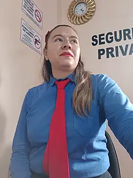Snapshot of Hannah-colx chatting on 06-09-26, 01:34 Hannah-colx online show from 06-09-26, 01:34