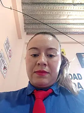 Snapshot of Hannah-colx chatting on 04-19-26, 03:13 Hannah-colx online show from 04-19-26, 03:13