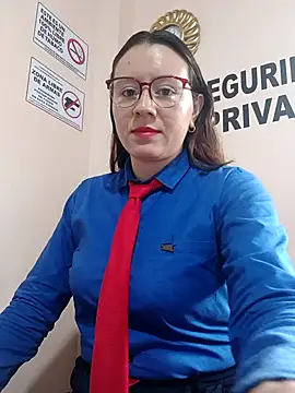 Hannah-colx online show from 10-27-25, 02:07