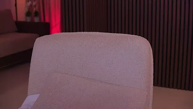 Snapshot of CassyeLips chatting on 10-06-25, 08:53 CassyeLips online show from 10-06-25, 08:53