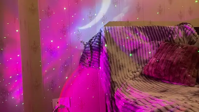 fairy hot  online show from 11-15-25, 06:12