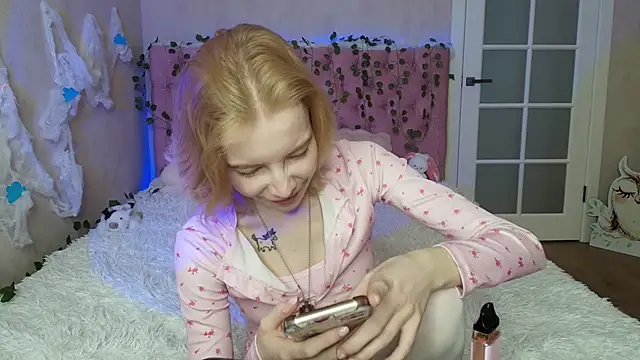 Pink Lila18 online show from 02-09-26, 02:09