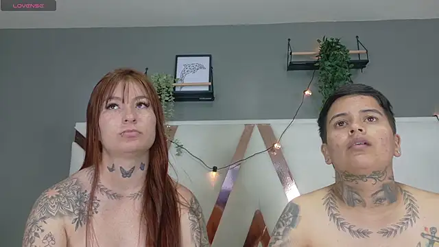 ScarlettVex   online show from 11-06-25, 07:40