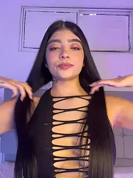 Sarahlopezz online show from 06-23-26, 03:37