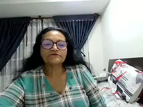  Cristal online show from 11-17-25, 08:40