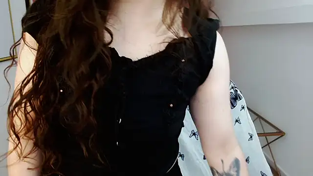 Eva Roussell online show from 04-12-26, 01:36