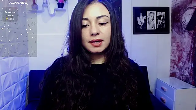 Eva Roussell online show from 10-24-25, 02:38