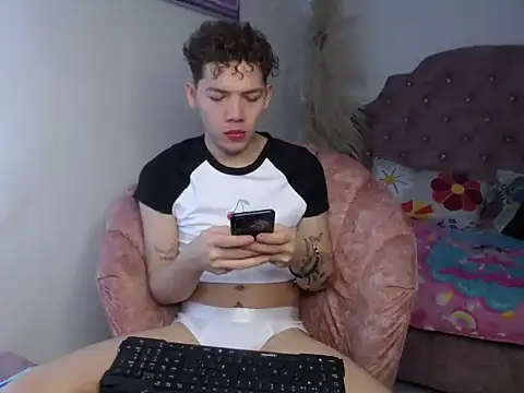 Snapshot of brutal_dirty_sex chatting on 04-02-26, 04:46 brutal dirty sex online show from 04-02-26, 04:46