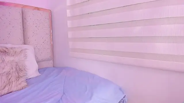 violeta olsen online show from 10-07-25, 06:53