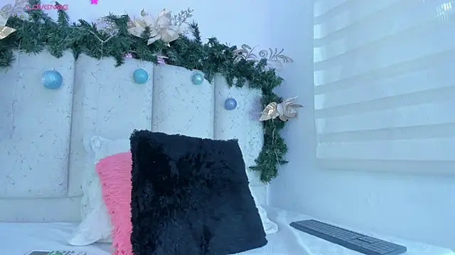 violeta olsen online show from 12-18-25, 07:07