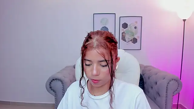 issi loren online show from 10-27-25, 07:48