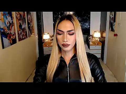 Snapshot of AlexaLiboria chatting on 11-19-25, 10:15 AlexaLiboria online show from 11-19-25, 10:15