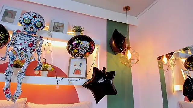 ValeryBoobs1 online show from 10-31-25, 12:02