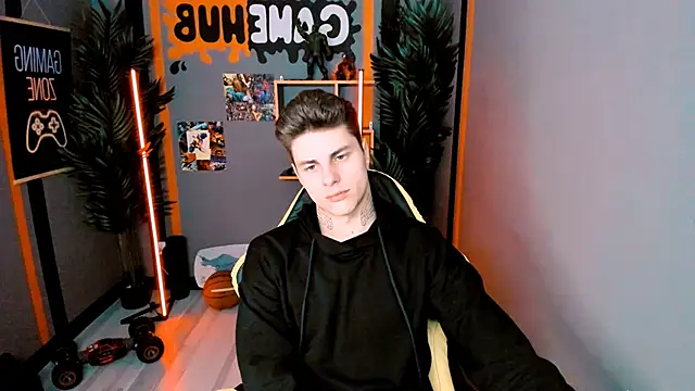 JackWolw online show from 10-02-25, 12:19