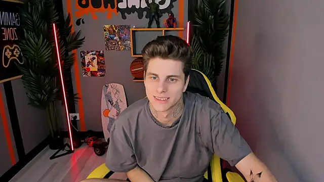 JackWolw online show from 10-15-25, 04:59