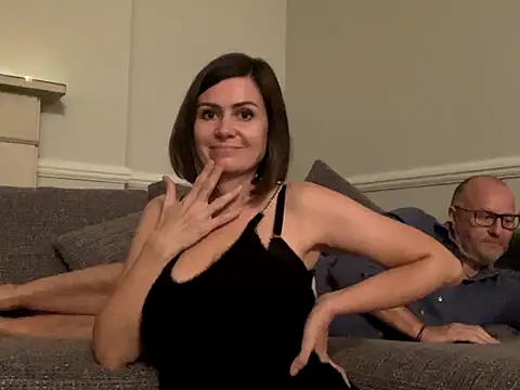 Snapshot of ViksaxBram chatting on 09-11-25, 06:41 ViksaxBram online show from 09-11-25, 06:41