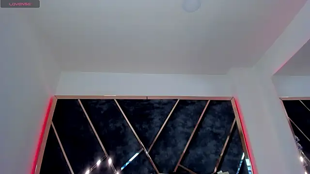 Snapshot of SusanaHenao chatting on 09-08-25, 05:23 SusanaHenao online show from 09-08-25, 05:23