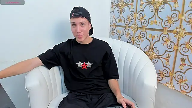 LittleDanny  online show from 12-02-25, 07:15