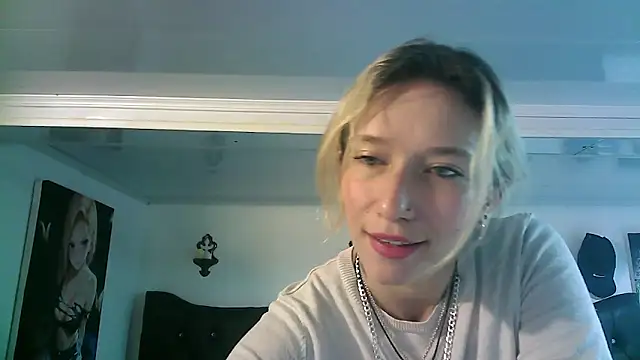 Snapshot of Licethf00x chatting on 09-10-25, 12:48 Licethf00x online show from 09-10-25, 12:48