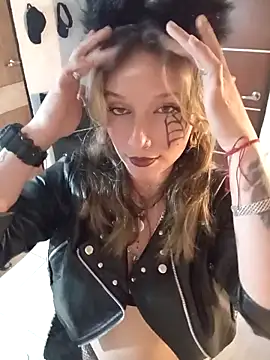 Licethf00x online show from 10-31-25, 02:08