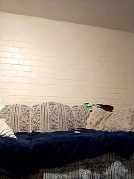 jizzyglizzy92 online show from 03-26-26, 08:45