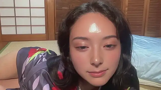 Snapshot of ena8888 chatting on 10-11-25, 08:10 ena8888 online show from 10-11-25, 08:10