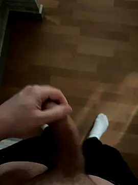 cook907920 online show from 11-20-25, 02:29