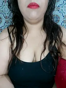 Snapshot of Hot-lino chatting on 07-26-26, 06:20 Hot-lino online show from 07-26-26, 06:20