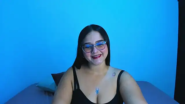 Snapshot of val_ferrer chatting on 09-11-25, 02:22 val ferrer online show from 09-11-25, 02:22