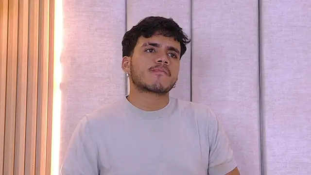 AlexanderJordan online show from 10-28-25, 01:17