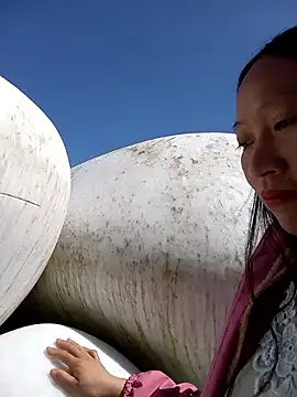 Snapshot of tcm-cute chatting on 01-18-26, 05:44 tcm-cute online show from 01-18-26, 05:44