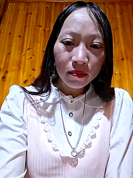 Snapshot of tcm-cute chatting on 05-10-26, 10:44 tcm-cute online show from 05-10-26, 10:44