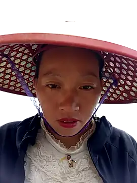 tcm-cute online show from 10-31-25, 04:53