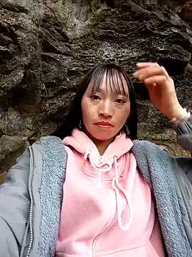 Snapshot of tcm-cute chatting on 02-18-26, 07:39 tcm-cute online show from 02-18-26, 07:39