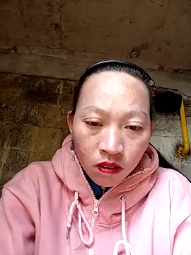 tcm-cute online show from 12-17-25, 05:12