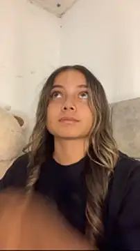 AnnyLopezzz  online show from 12-20-25, 11:40