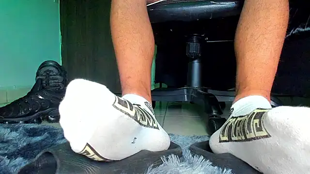 Snapshot of Sir_kev66 chatting on 05-22-26, 11:58 Sir kev66 online show from 05-22-26, 11:58