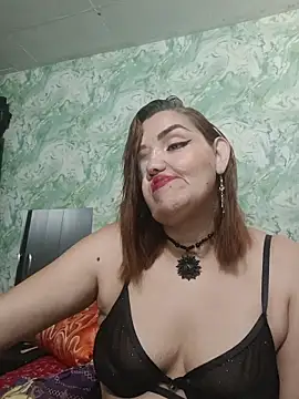 MayaLuna1 online show from 11-04-25, 04:55