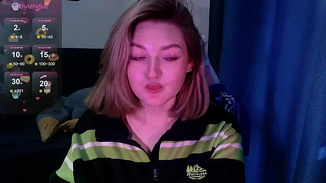 Snapshot of cute1stranger chatting on 09-12-25, 09:42 cute1stranger online show from 09-12-25, 09:42