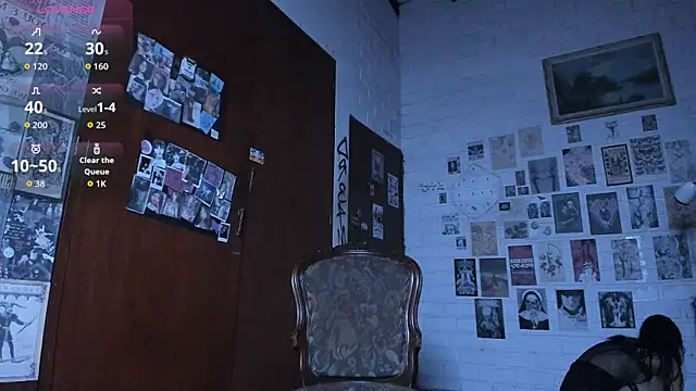 DiosaSexSymbol online show from 11-30-25, 02:01