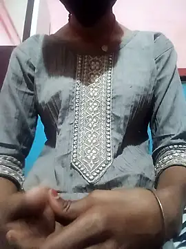 Idhika Handoo online show from 09-20-25, 04:45