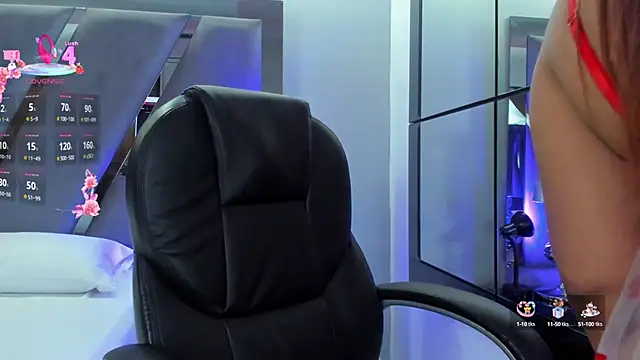 Abril monroe  online show from 10-09-25, 03:40