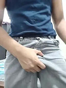 Snapshot of Goodmens5 chatting on 06-18-26, 03:06 Goodmens5 online show from 06-18-26, 03:06