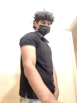 Snapshot of Goodmens5 chatting on 11-12-25, 10:19 Goodmens5 online show from 11-12-25, 10:19