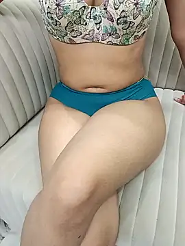 Snapshot of Black_panda87 chatting on 10-11-25, 06:47 Black panda87 online show from 10-11-25, 06:47