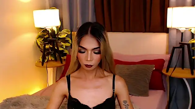 Snapshot of CelestinaMarquez0427 chatting on 02-17-26, 03:42 CelestinaMarquez0427 online show from 02-17-26, 03:42