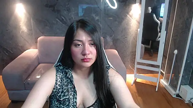 Ivony18 b online show from 10-11-25, 03:29